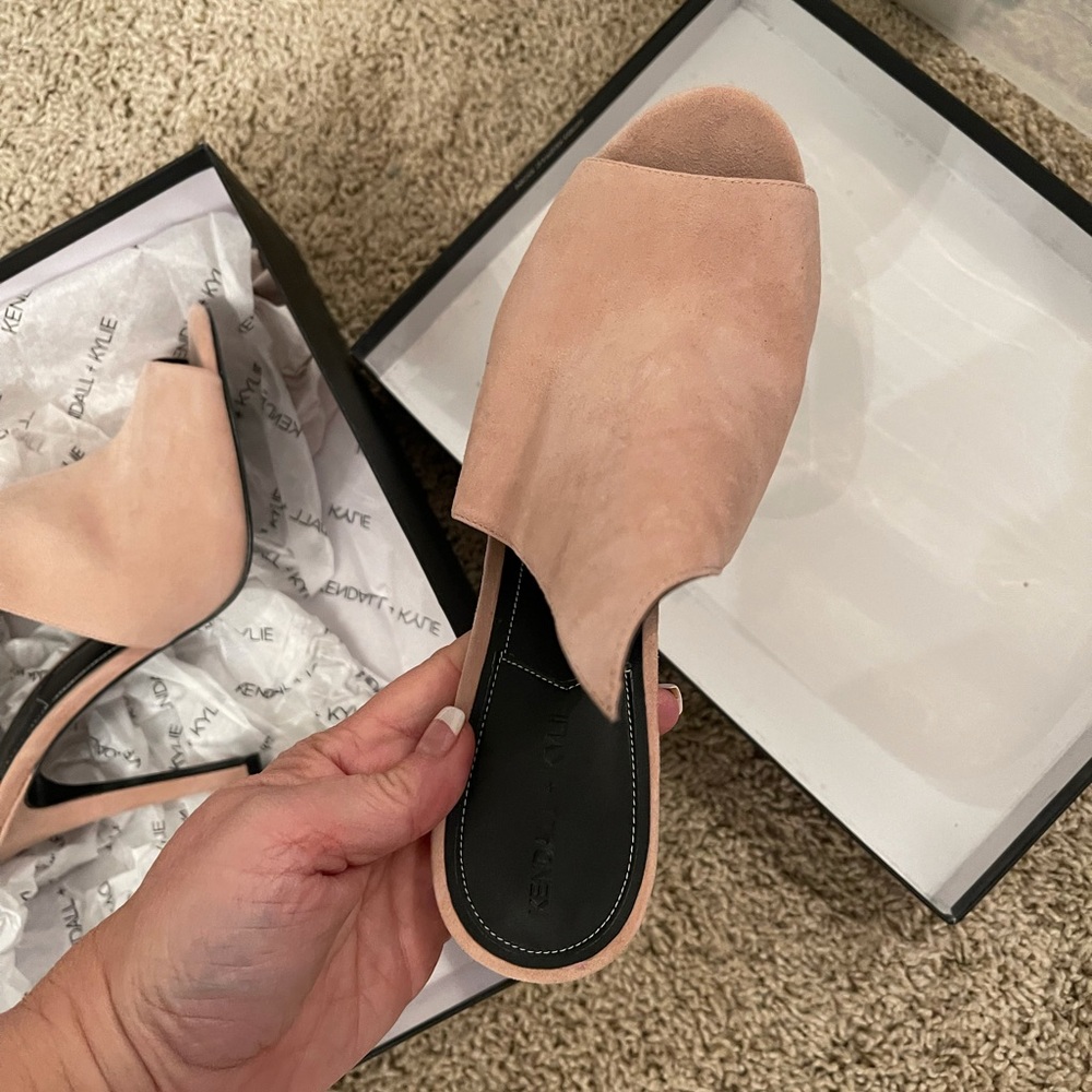 Kendall +Kylie heels NWT